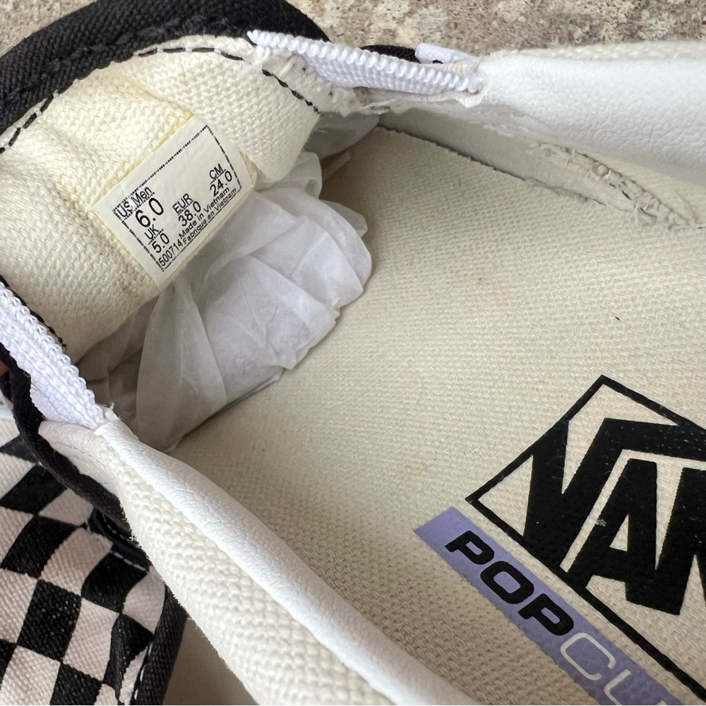 Classic Checkered Vans - Picture 8 of 10